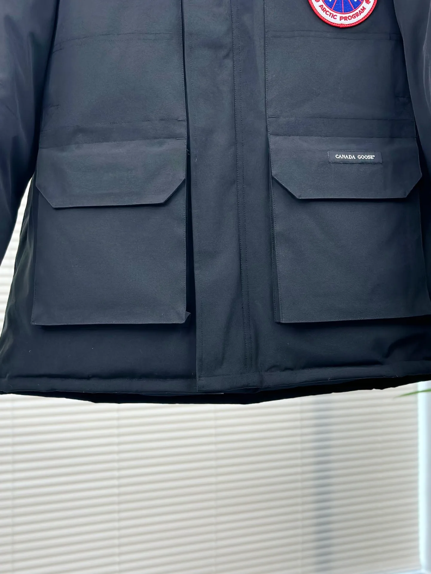 P680 𝗖𝗮𝗻𝗮𝗱𝗮 𝗚𝗼𝘀𝗲 / 🇨🇦 Canada Goose New Version 08 Down Jacket - Black